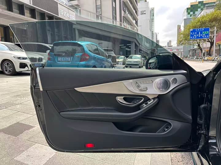 Mercedes-Benz C-Class 2019 AMG C 63 S — фото 12