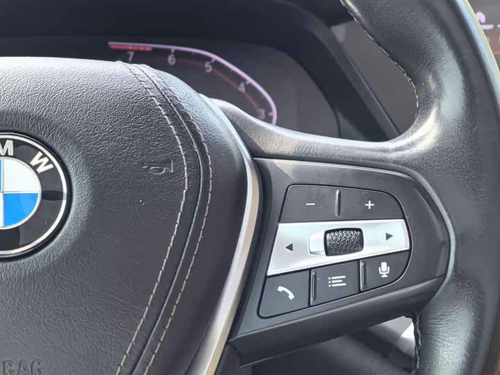 BMW X5 2020 x Drive 40i M — фото 21