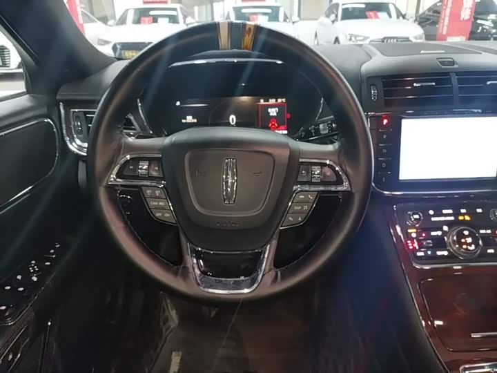 Lincoln Continental — фото 11