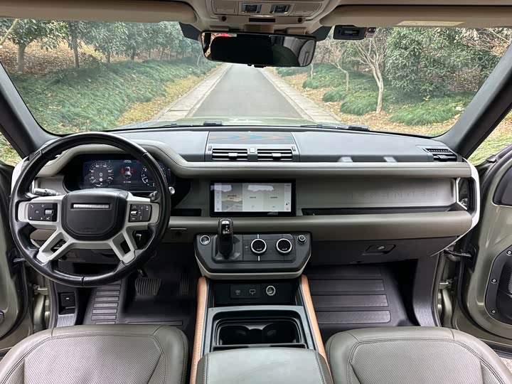 Land Rover Defender — фото 7