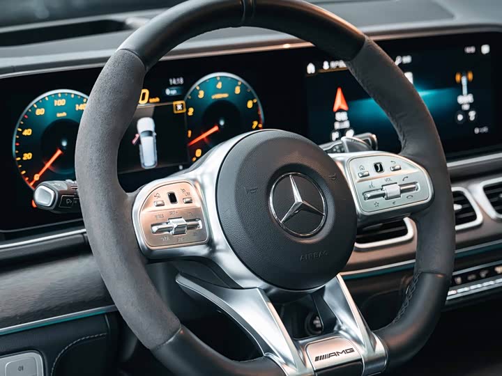 Mercedes-Benz GLS 2018 GLS 500 4 MATIC — фото 16