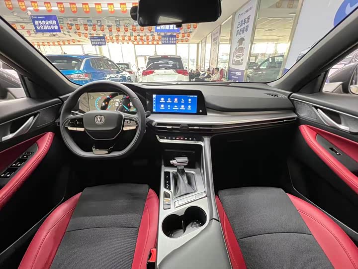 Changan CS35 PLUS 2023 1.4 T DCTLuxury — фото 8