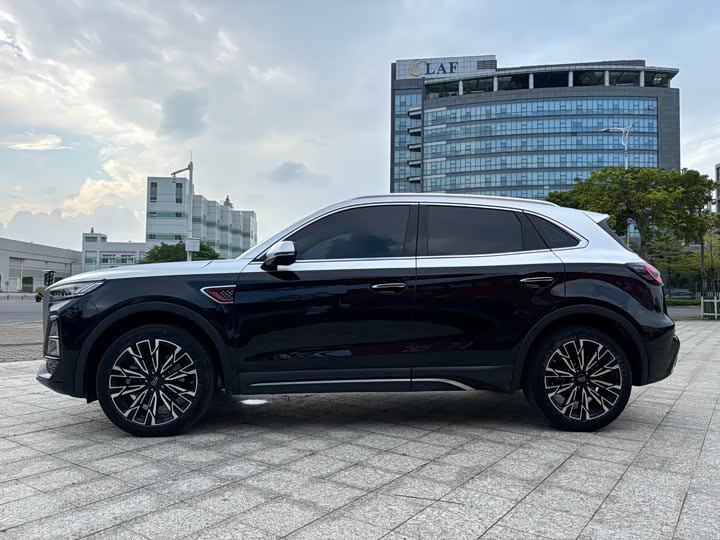 Hongqi HS5 2025 2.0 T 4 WD Pro — фото 9