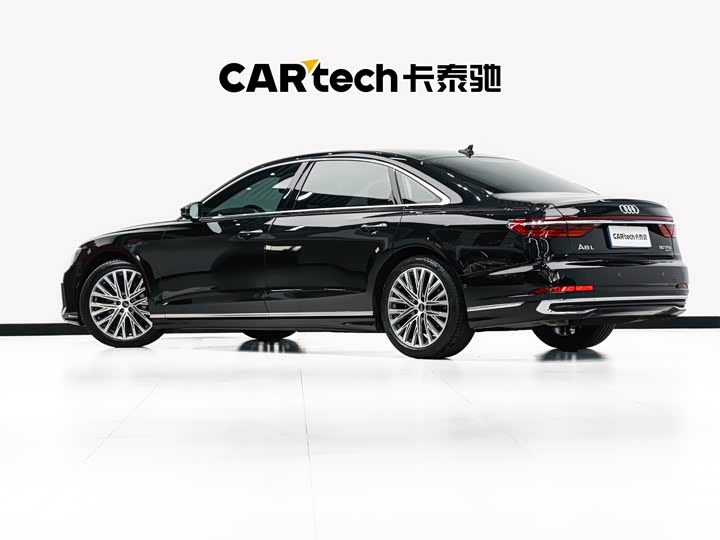 Audi A8 2024 A 8 L 50 TFSI quattro — фото 6