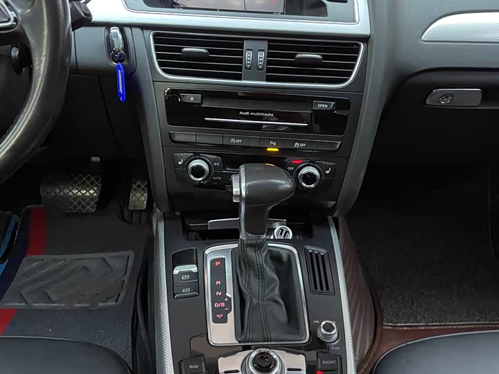 Audi A4 2014 40 TFSI allroad quattro plus — фото 11