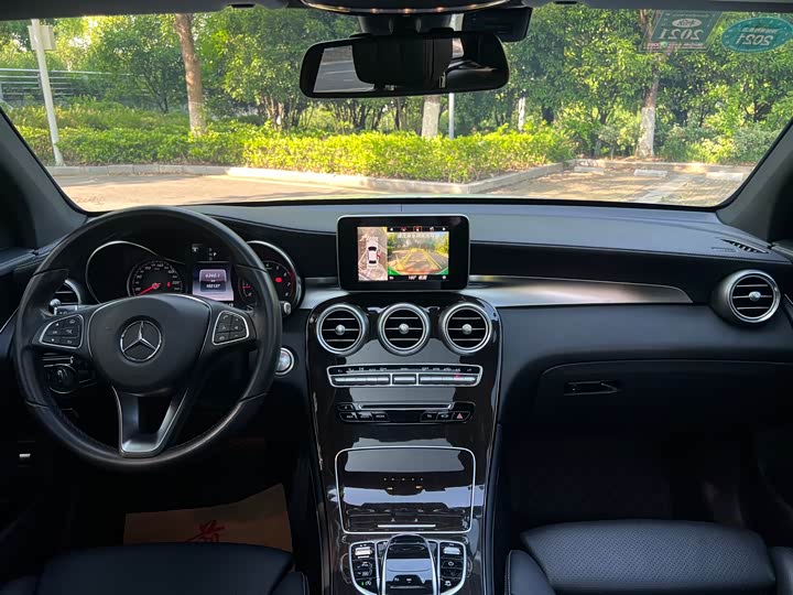 Mercedes-Benz GLC 2017 GLC 260 4 MATIC — фото 34