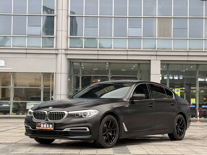 BMW 5-Series 2020 525 Li — фото 1