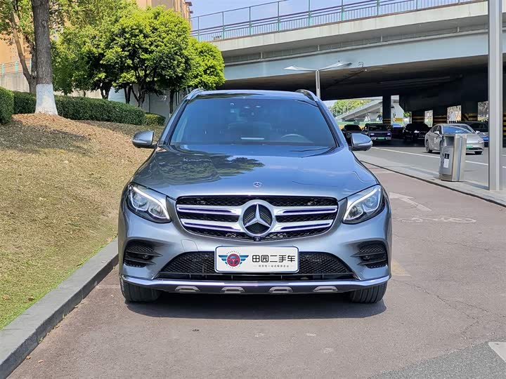 Mercedes-Benz GLC 2017 GLC 260 4 MATIC Luxury — фото 2