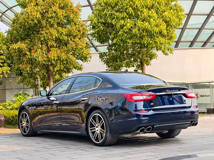 Maserati Quattroporte — фото 5