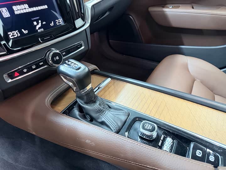 Volvo S90 2019 T 5 — фото 16