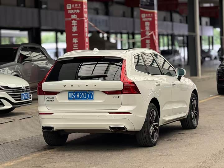 Volvo XC60 2019 T 5 4 WD VI — фото 12