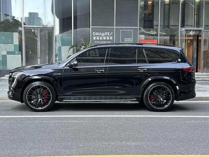 Mercedes-Benz GLS 2024 AMG GLS 63 4 MATIC+ — фото 3