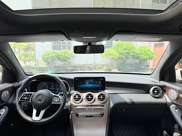 Mercedes-Benz GLC 2020 GLC 260 L 4 MATIC Luxury — фото 4