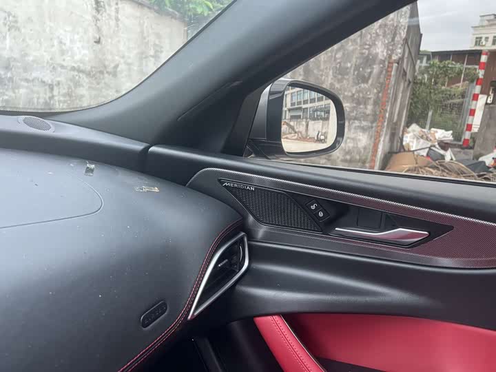 Jaguar XEL 2020 2.0 T 200 PS R-DYNAMIC S — фото 11