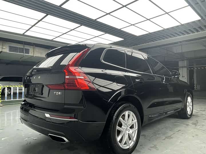 Volvo XC60 2019 T 5 4 WD VI — фото 5