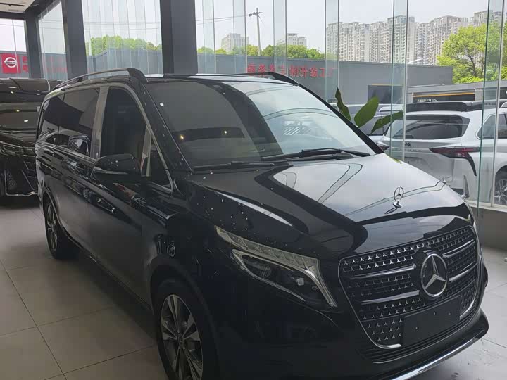 Mercedes-Benz V-Class 2018 V 260 VI — фото 3
