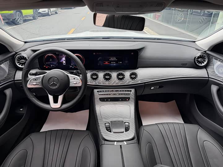 Mercedes-Benz CLS 2021 CLS 300 — фото 8