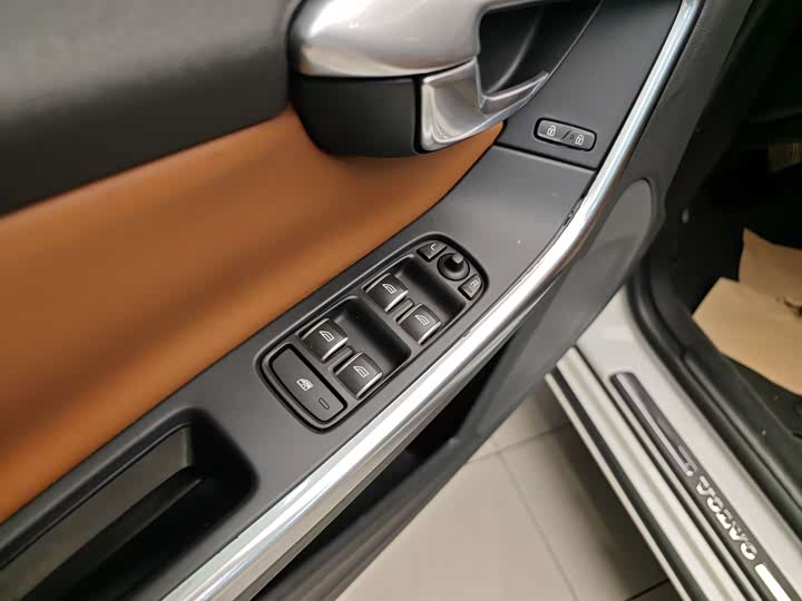 Volvo S60 2018 S 60 L T 3 — фото 9