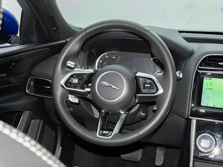 Jaguar XEL 2020 2.0 T 200 PS R-DYNAMIC S — фото 8