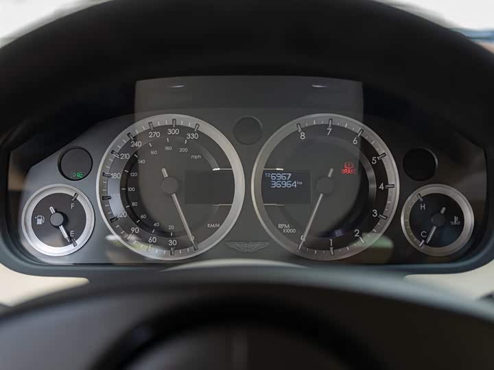 Aston Martin Rapide 2017 6.0 L S — фото 12