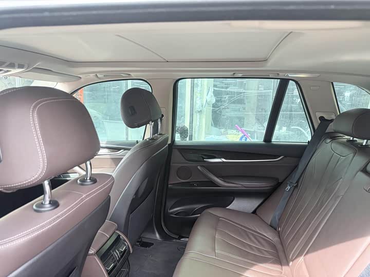 BMW X5 2014 x Drive 35i Leading — фото 13