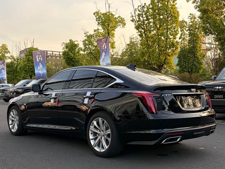 Cadillac CT5 2024 28 T Luxury Pro — фото 16