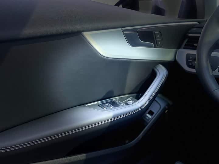 Audi A4L 2023 40 TFSI quattro — фото 14