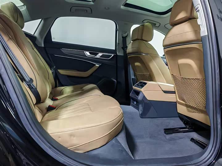 Audi A6L 2021 55 TFSI quattro — фото 6