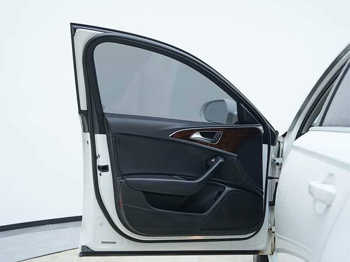 Audi A6L 2014 30 FSI Comfort — фото 21