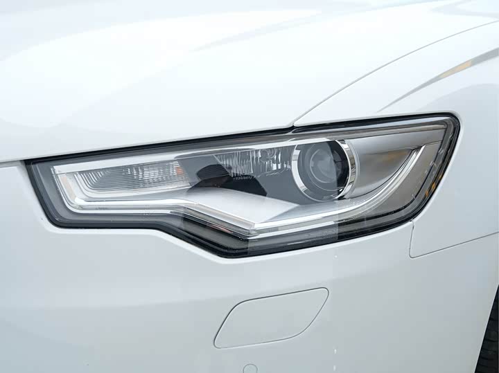 Audi A6L 2014 30 FSI Comfort — фото 12
