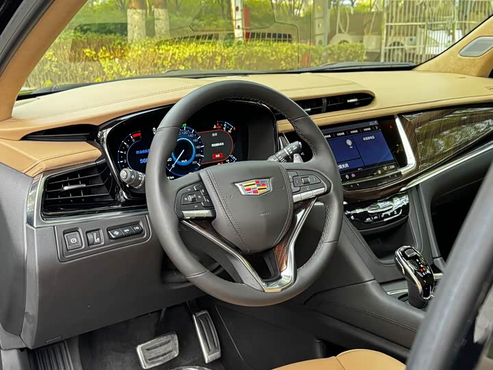 Cadillac XT6 2025 2.0 T 4 WD — фото 14