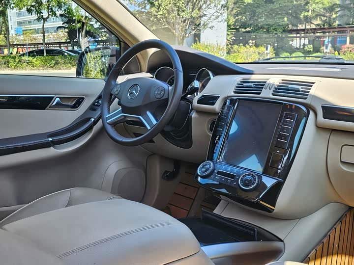 Mercedes-Benz R-Class 2015 R 320 4 MATIC Luxury — фото 8