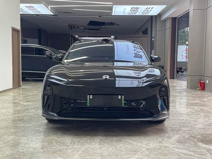 NIO ET5T 2024 75k Wh Touring — фото 2