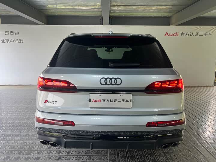 Audi SQ 7 2024 4.0 TFSI — фото 4