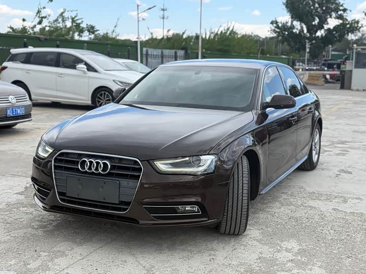 Audi A4L 2015 35 TFSI ATStandard — фото 1