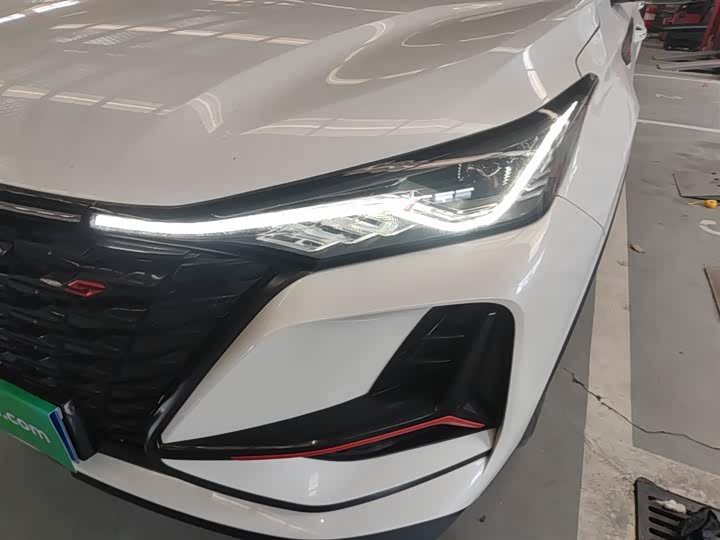 Changan CS75 PLUS 2022 1.5 T AT — фото 24