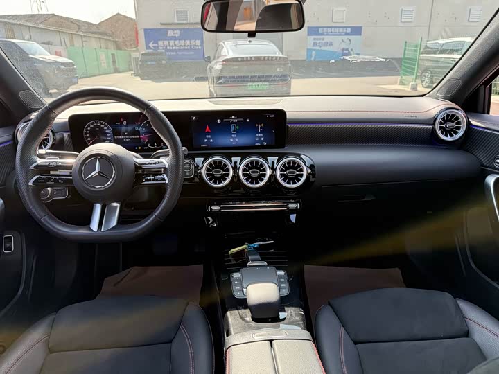 Mercedes-Benz A-Class 2024 A 200 L — фото 40