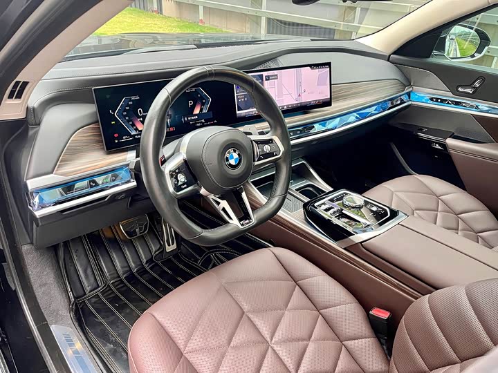 BMW 7 Series 735Li M спортпакет — фото 9