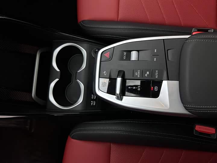 BMW X1 2023 x Drive 25 Li M — фото 13