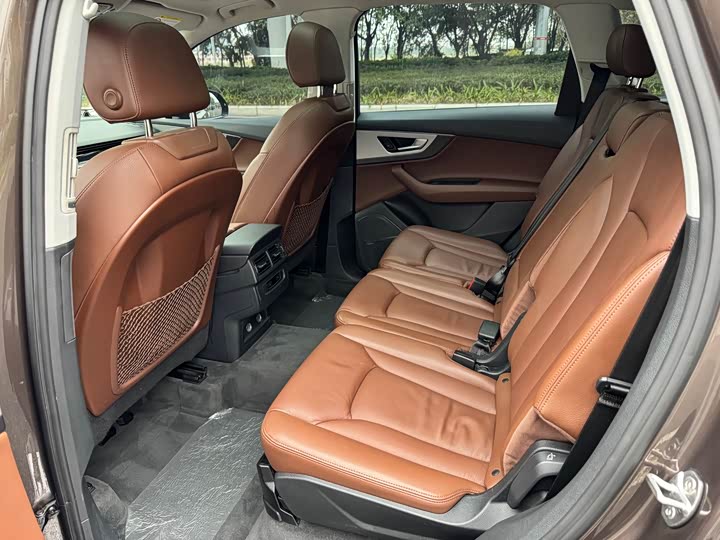 Audi Q7 2018 40 TFSI Comfort — фото 12