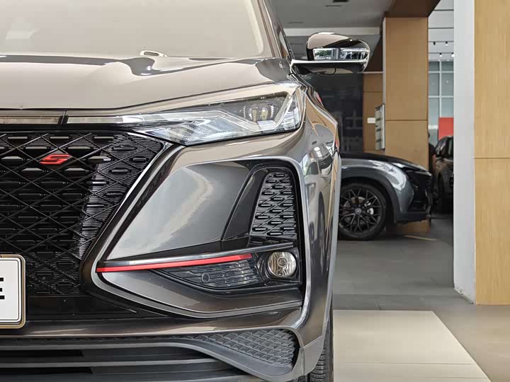 Changan CS75 PLUS 2021 1.5 T ATLuxury — фото 2