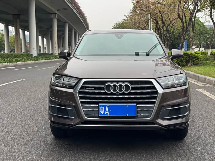 Audi Q7 2018 40 TFSI Comfort — фото 2