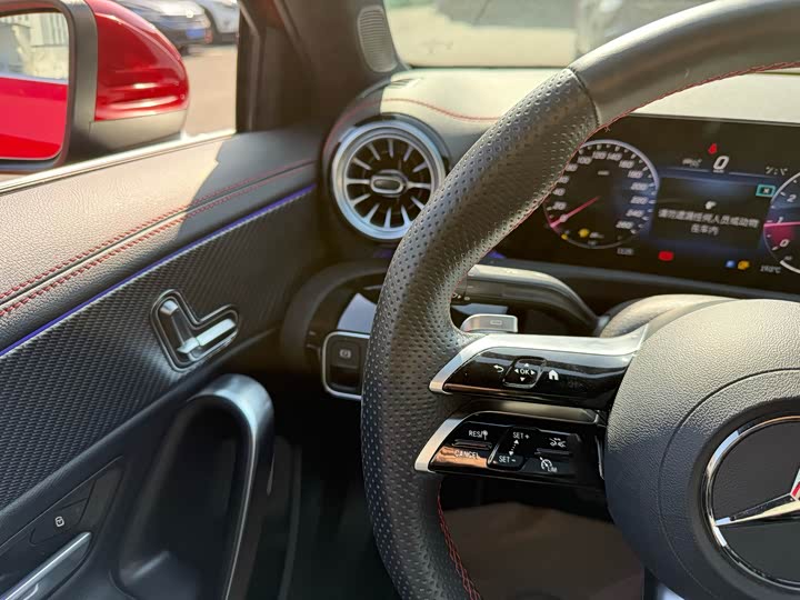 Mercedes-Benz A-Class 2024 A 200 L — фото 15