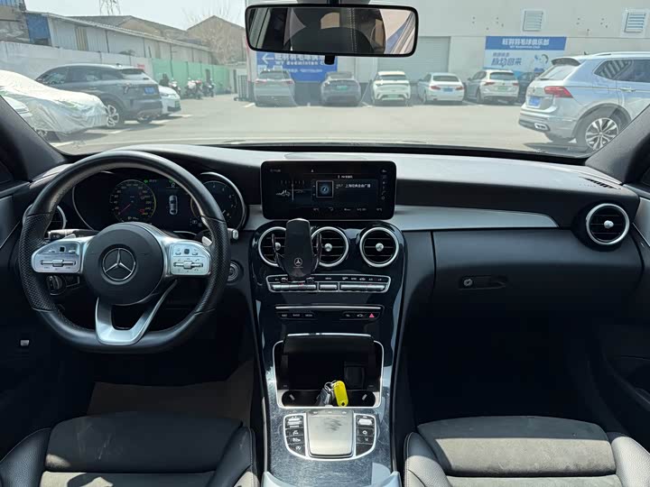 Mercedes-Benz C-Class C 260 — фото 6