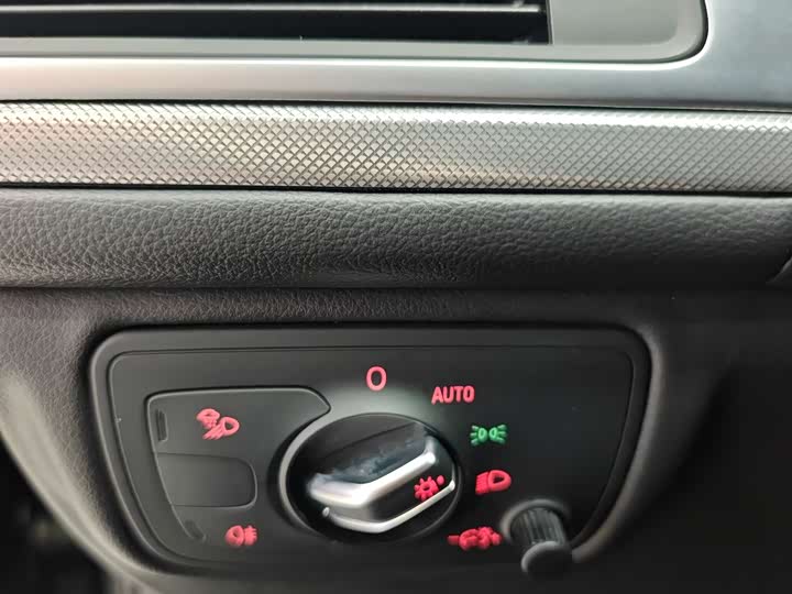 Audi A6L 2018 30 35 TFSI Sport — фото 15