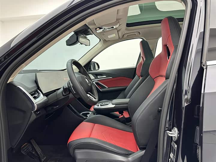 BMW X1 2023 x Drive 25 Li M — фото 18