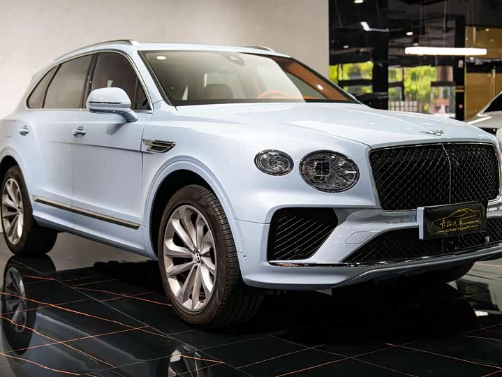 Bentley Bentayga — фото 3