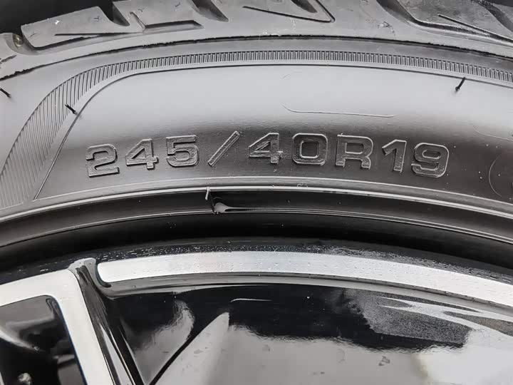 Mercedes-Benz CLS 2023 CLS 300 — фото 24