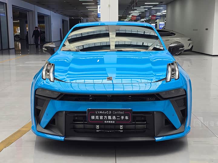 Lynk & Co 03 2023 03+ TCR Cyan — фото 2