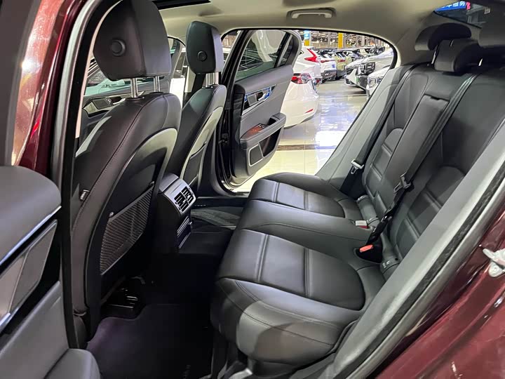 Jaguar XEL 2021 2.0 T 250 PS S — фото 10
